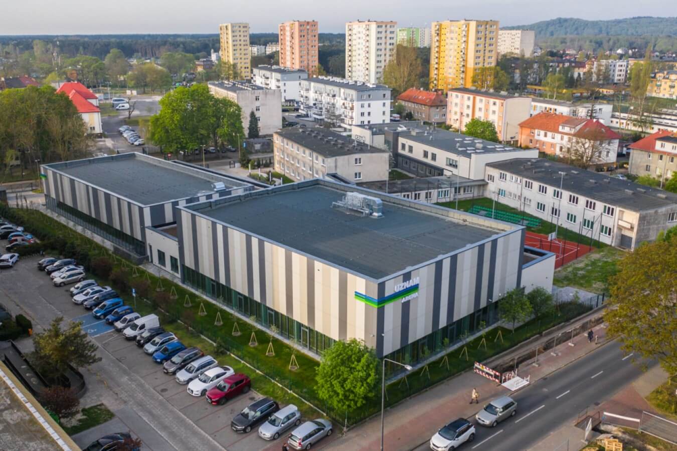 Budowa kompleksu obiektów sportowych przy CEZiT w Świnoujściu wraz z rozbudową szkoły